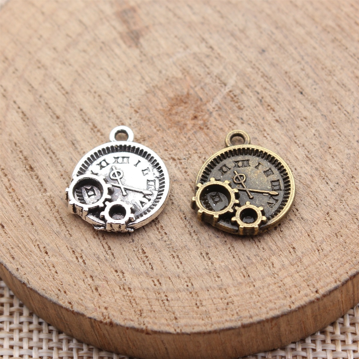 WYSIWYG 10pcs 16x14mm 2 Colors - Vintage Fashion Theme 评论和价格