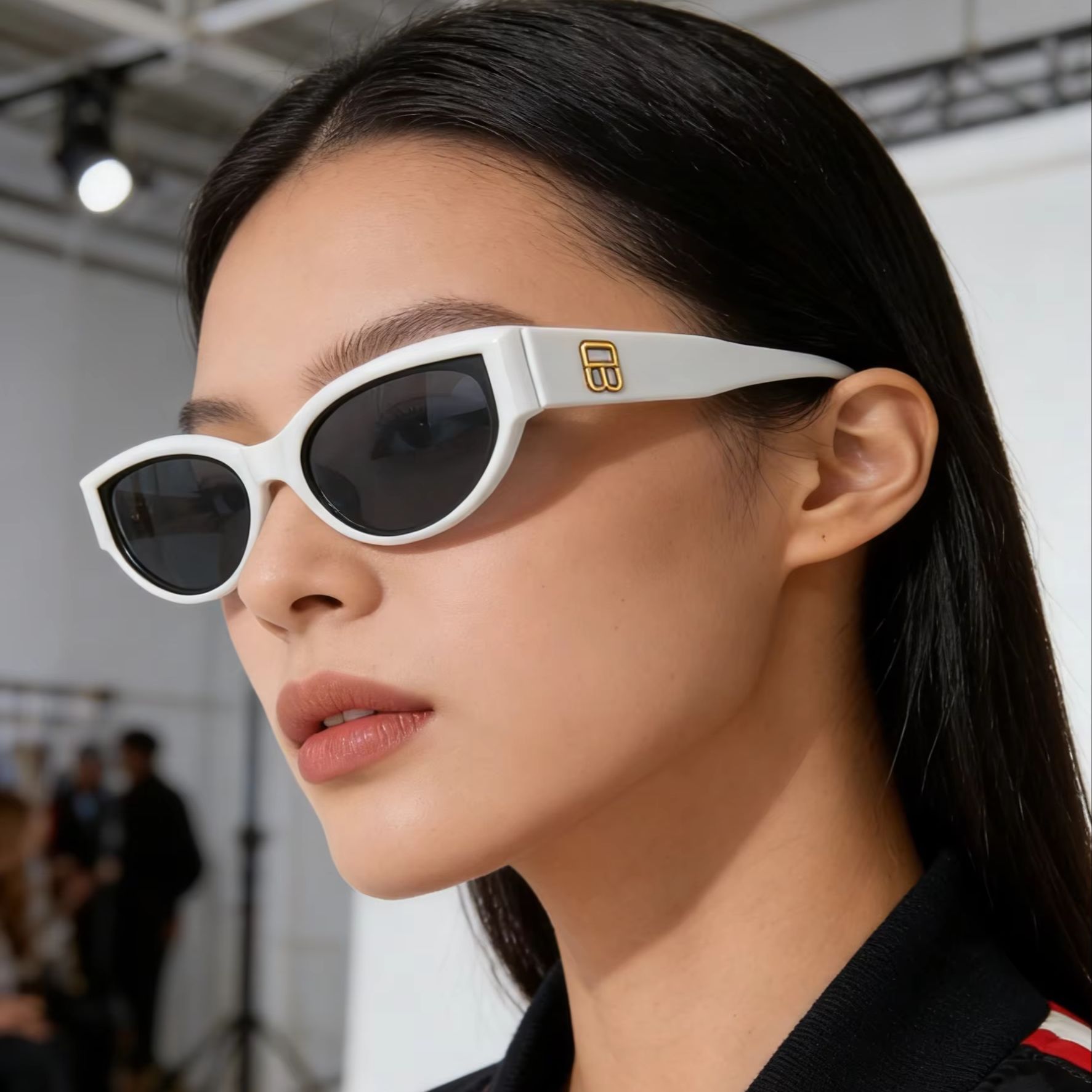 Women Retro Cat Eye Sunglasses - Vintage Fashion Glasses 评论和价格