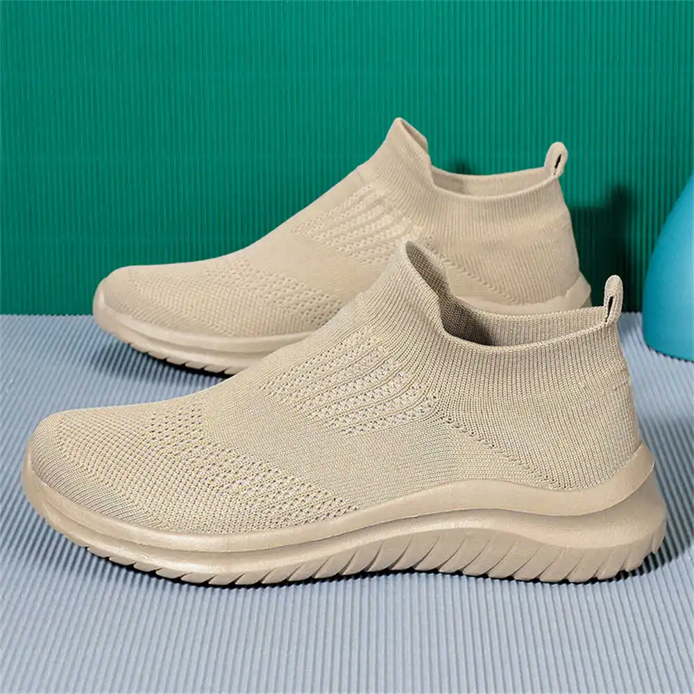 Beige Soft New Novelty Tennis  - Vintage Fashion Reseller 评论和价格