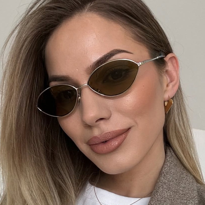 Retro Cat Eye Woman Sunglasses - Vintage Fashion Glasses 评论和价格